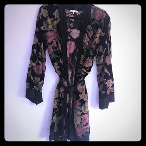 NWOT Anthropologie Willow & Clay Black Velvet Kimono